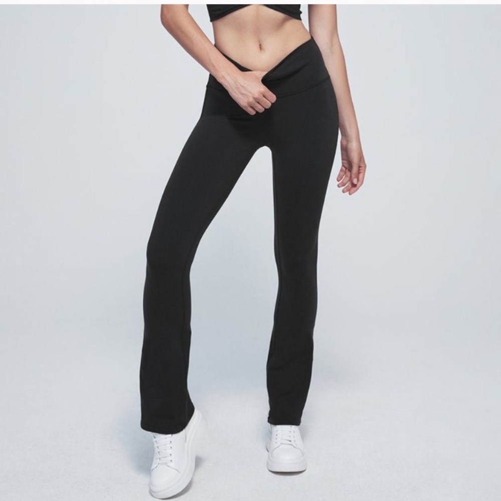 NWT Airbrush High-Waist Flare Legging